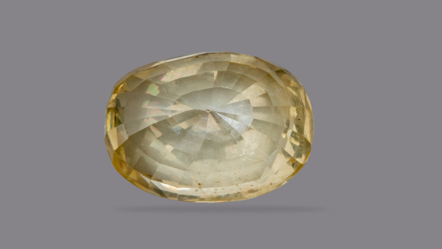 Natural Yellow Sapphire (Pukhraj) 9.49 Carats