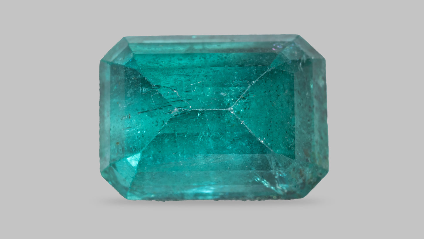 Minor Oil Natural Zambian Emerald (Panna) 6.10 Carats