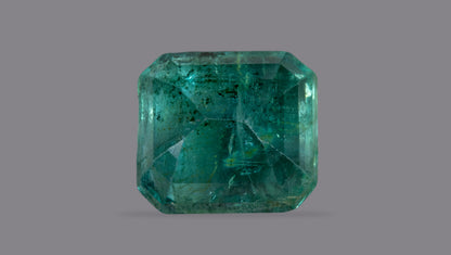 Natural Zambian Emerald (Panna) 2.76 Carats