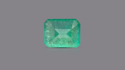 Natural Zambian Emerald (Panna) 4.45 Carats