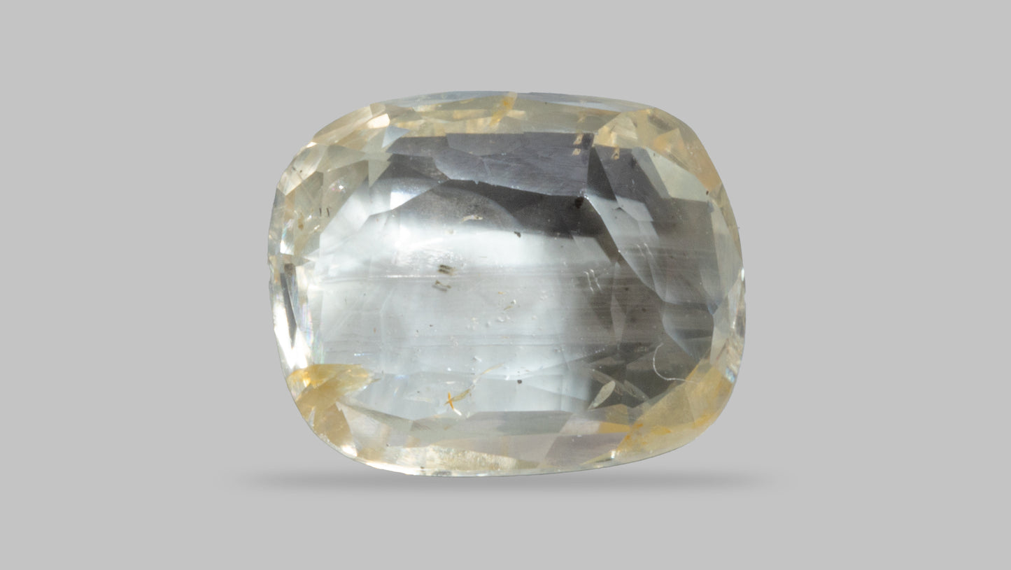 Natural Yellow Sapphire (Pukhraj) 3.49 Carats