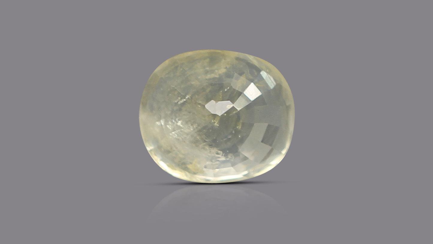 Natural Yellow Sapphire (Pukhraj) 7.61 Carats
