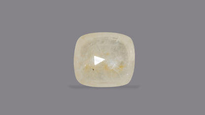 Natural Yellow Sapphire (Pukhraj) 10.15 Carats