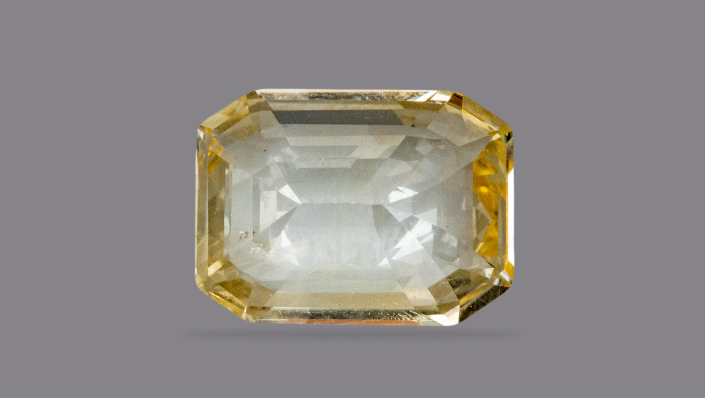 Natural Yellow Sapphire (Pukhraj) 6.40 Carats