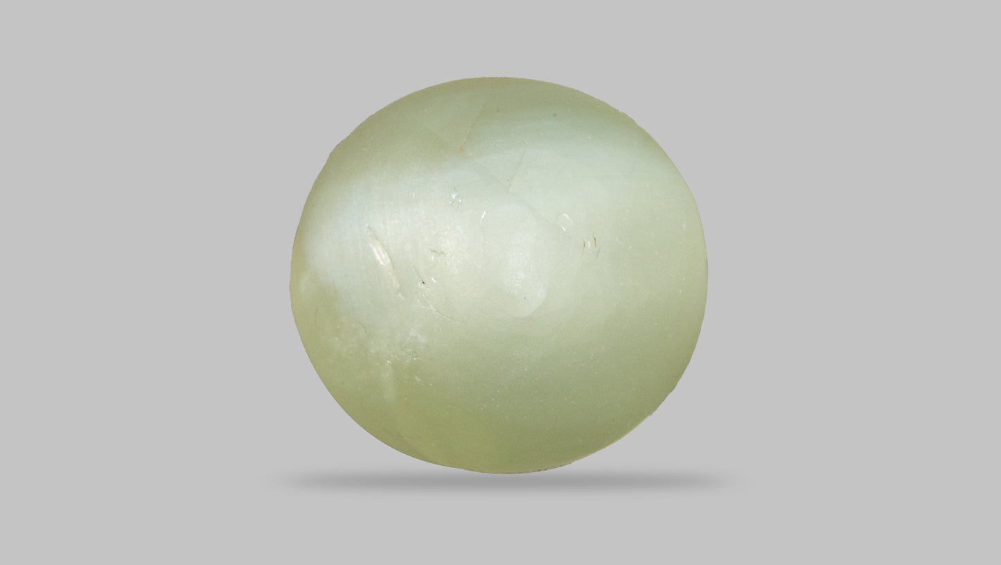 Natural Cat'S Eye (Lehsuniya) 7.68 Carats