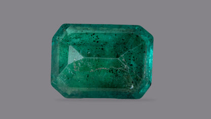 Natural Zambian Emerald (Panna) 3.22 Carats