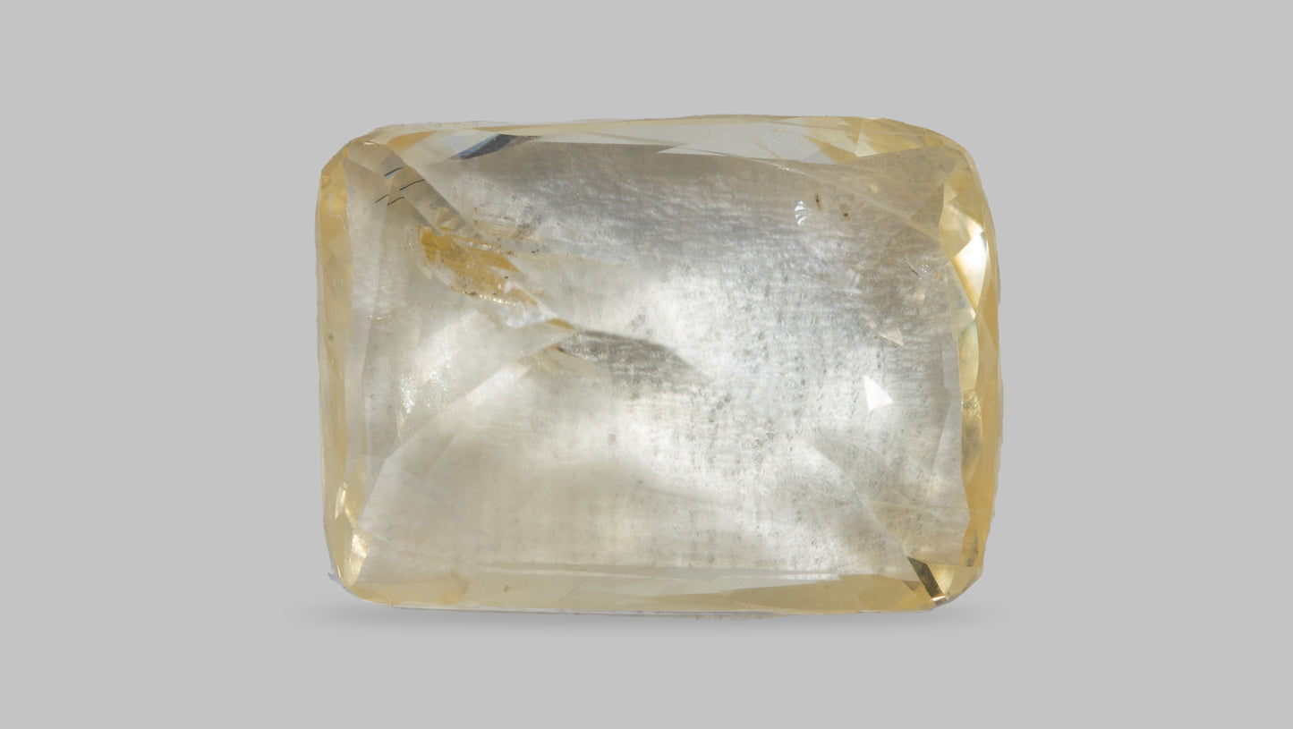 Natural Yellow Sapphire (Pukhraj) 3.01 Carats