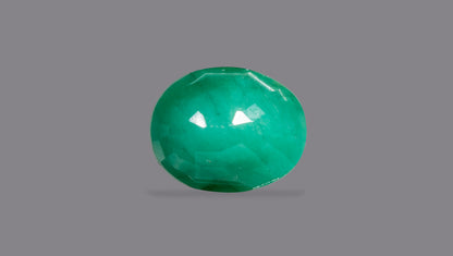 Natural Zambian Emerald (Panna) 6.89 Carats
