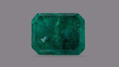 Natural Zambian Emerald (Panna) 4.56 Carats
