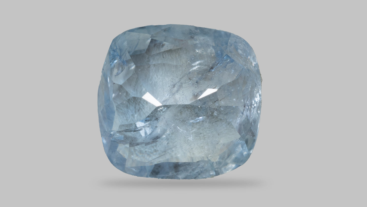 Natural Blue Sapphire (Neelam) 4.04 Carats