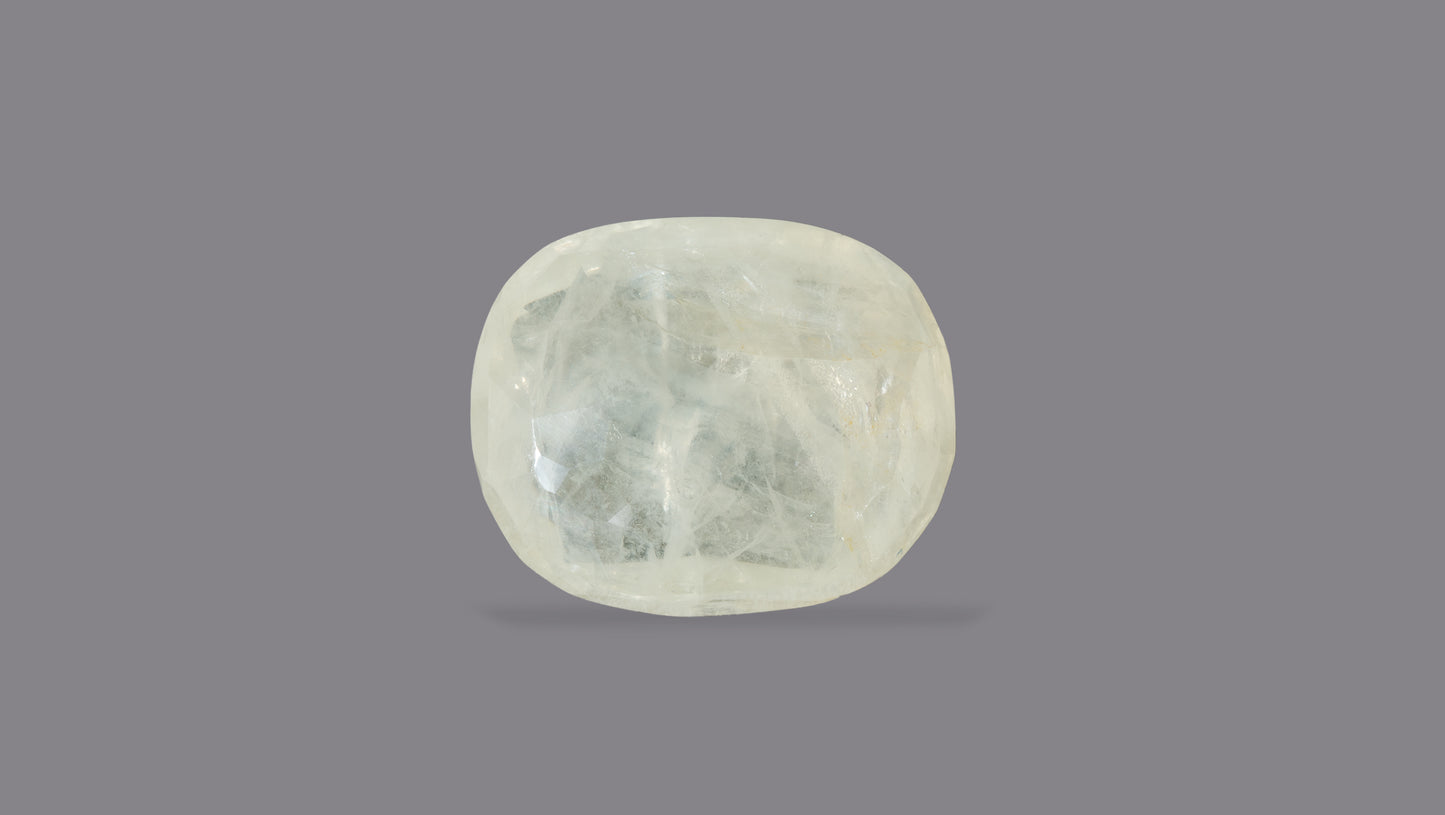 Natural Yellow Sapphire (Pukhraj) 6.66 Carats