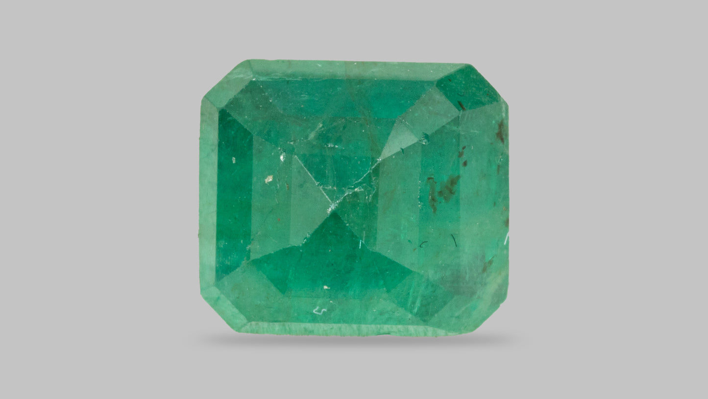 Natural Zambian Emerald (Panna) 3.84 Carats