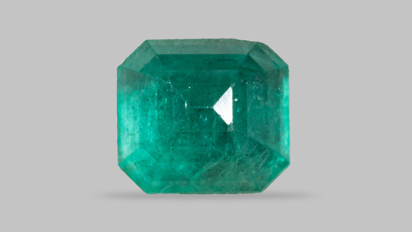 Natural Zambian Emerald (Panna) 2.21 Carats