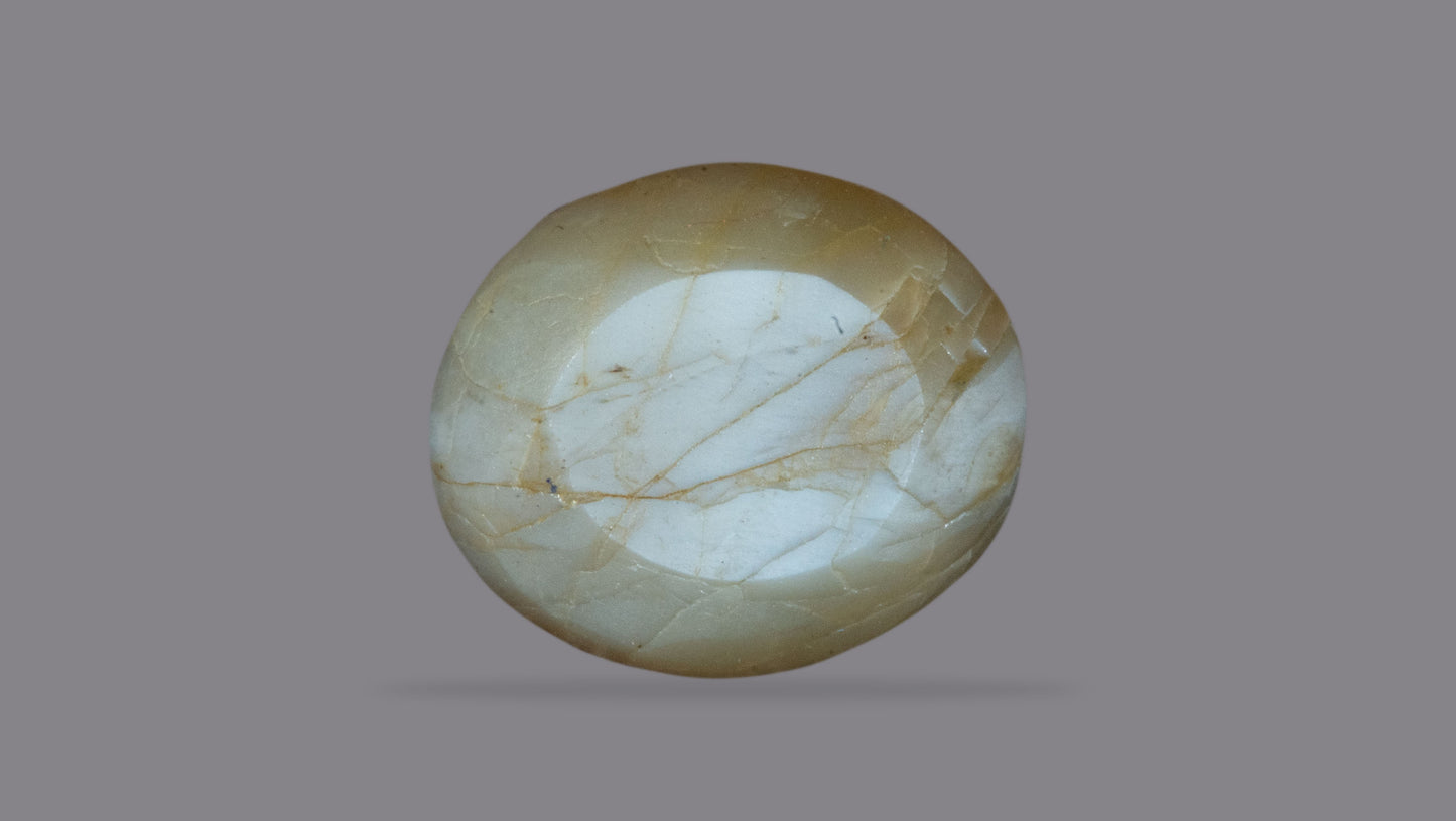 Natural Cat'S Eye (Lehsuniya) 5.82 Carats
