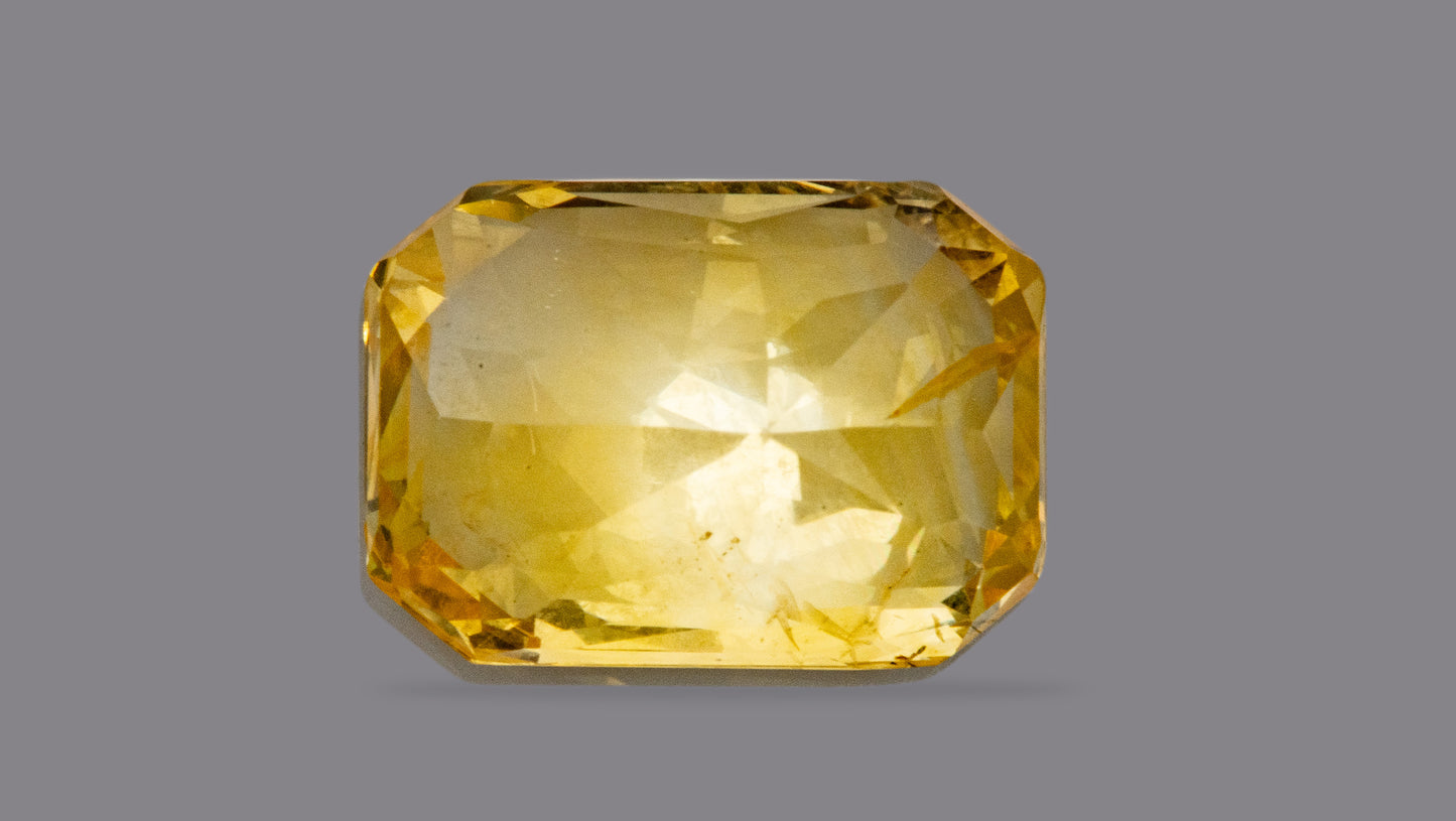 Natural Yellow Sapphire (Pukhraj) 5.16 Carats