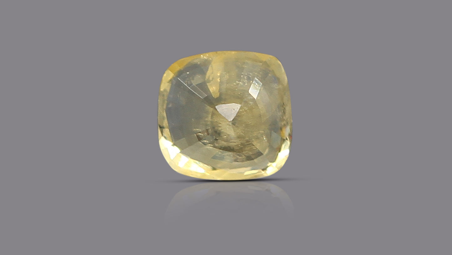 Natural Yellow Sapphire (Pukhraj) 4.56 Carats