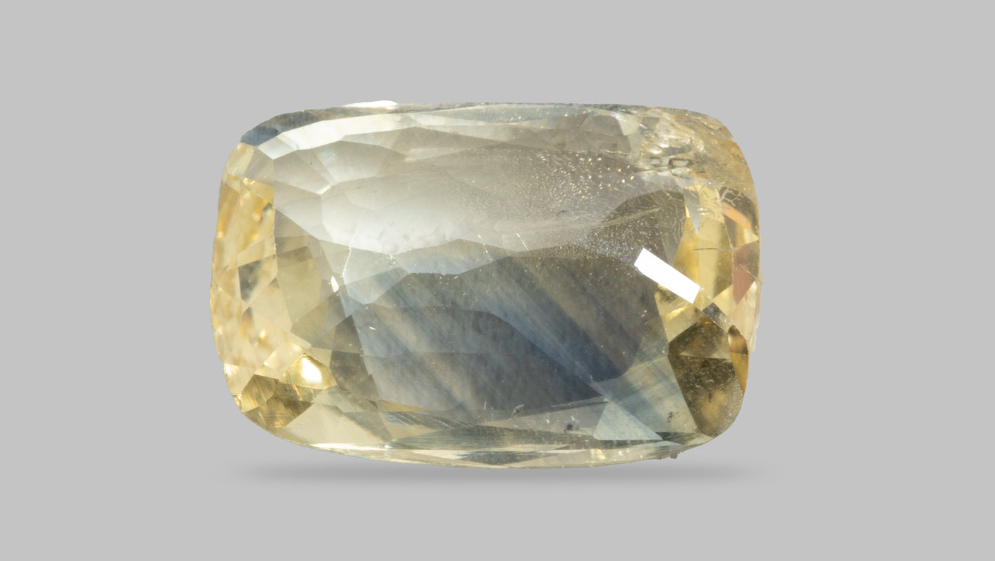 Natural Pitambari 2.68 Carats
