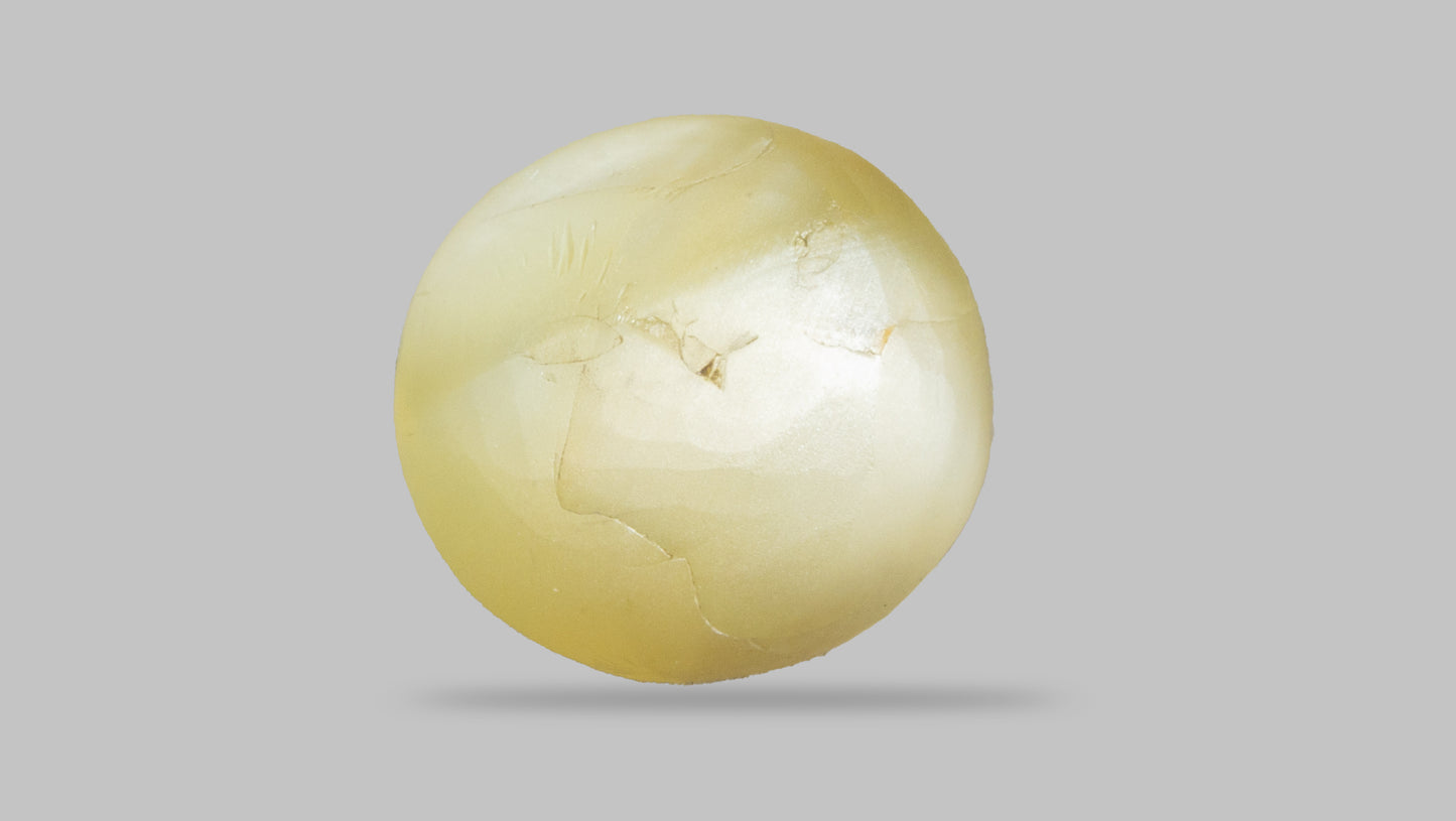 Natural Cat'S Eye (Lehsuniya) 4.96 Carats