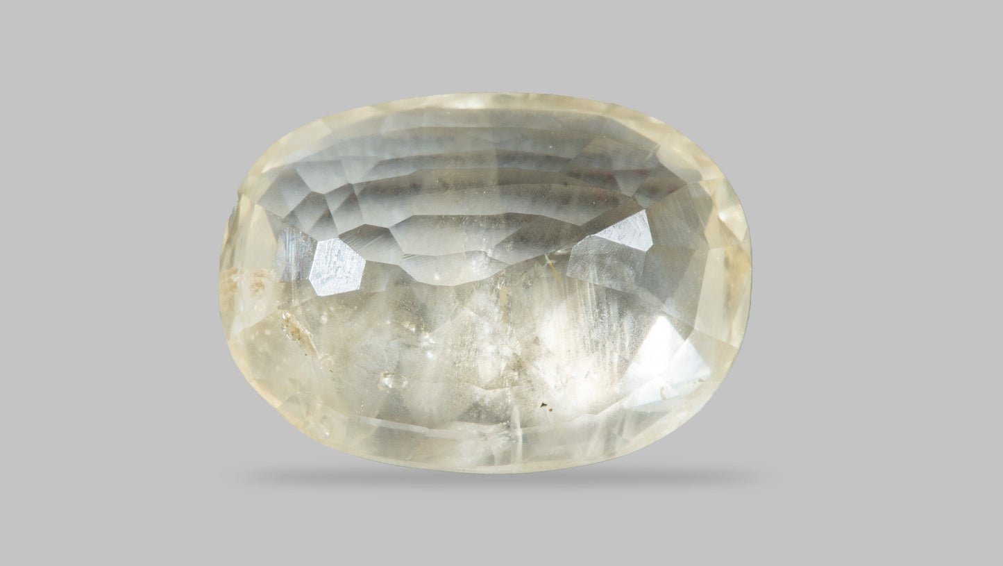 Natural Yellow Sapphire (Pukhraj) 5.45 Carats