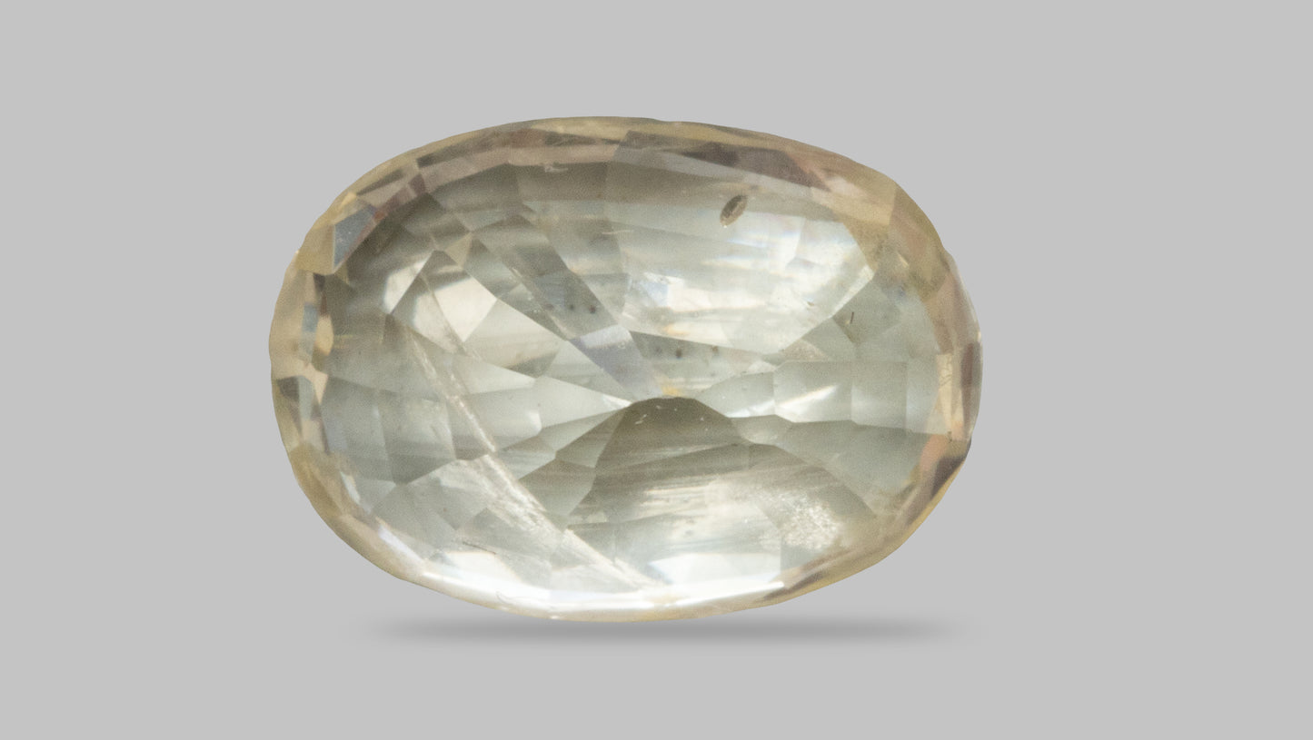Natural Yellow Sapphire (Pukhraj) 2.71 Carats