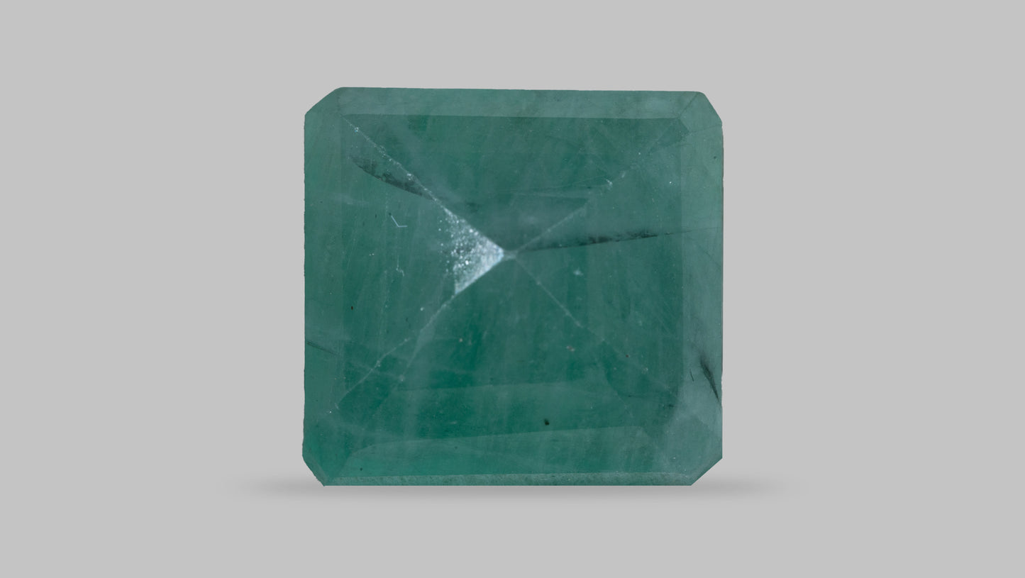 Minor Oil Natural Zambian Emerald (Panna) 12.90 Carats