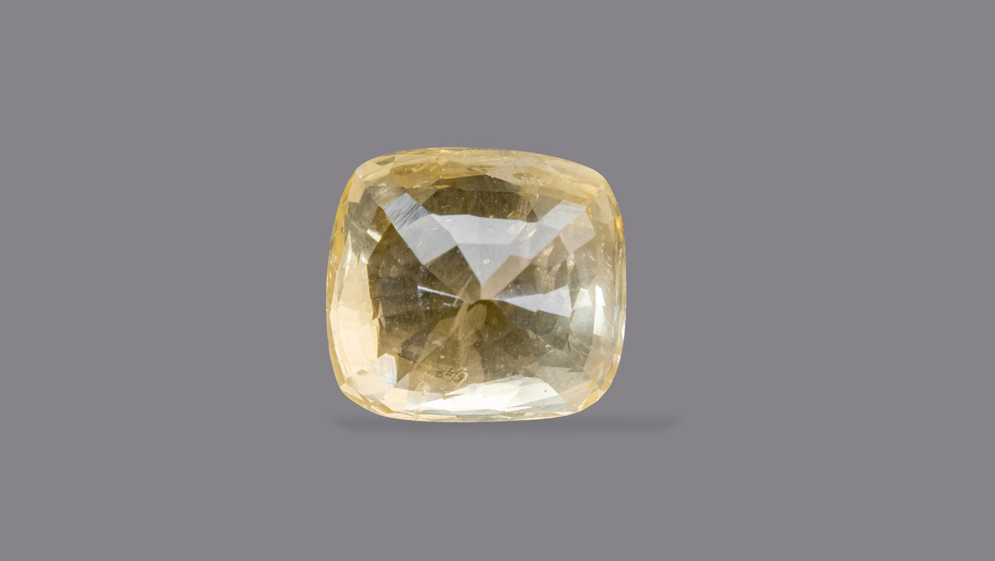 Natural Yellow Sapphire (Pukhraj) 7.54 Carats
