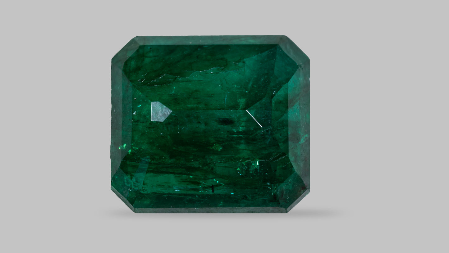 Natural Zambian Emerald (Panna) 4.73 Carats