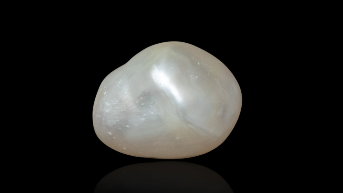 Natural Venezuela Pearl 12.21 Carats