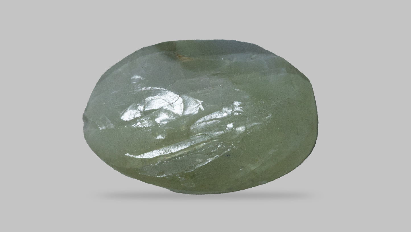 Natural Cat'S Eye (Lehsuniya) 4.34 Carats