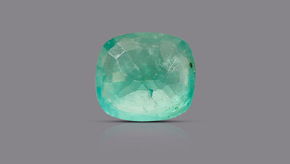 Natural Zambian Emerald (Panna) 3.92 Carats
