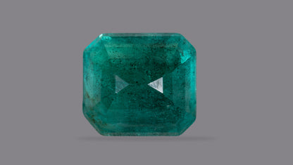 Natural Zambian Emerald (Panna) 6.67 Carats