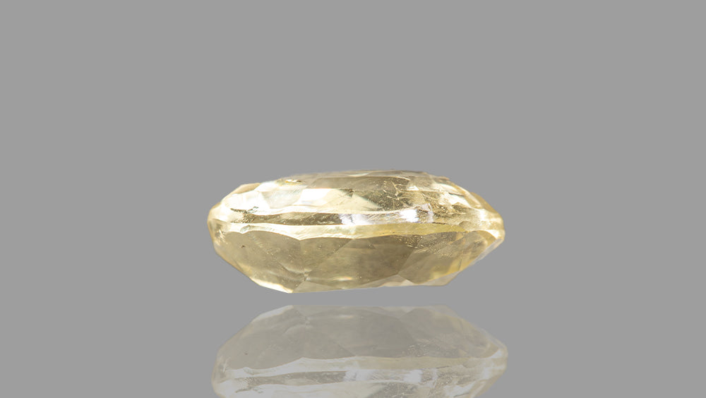 Natural Yellow Sapphire (Pukhraj) 3.38 Carats