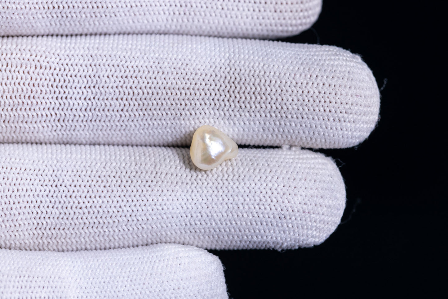 Natural Basra Pearl (Moti) 2.89 Carats