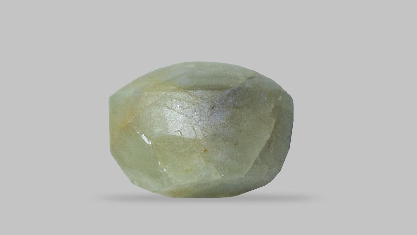 Natural Cat'S Eye (Lehsuniya) 4.45 Carats