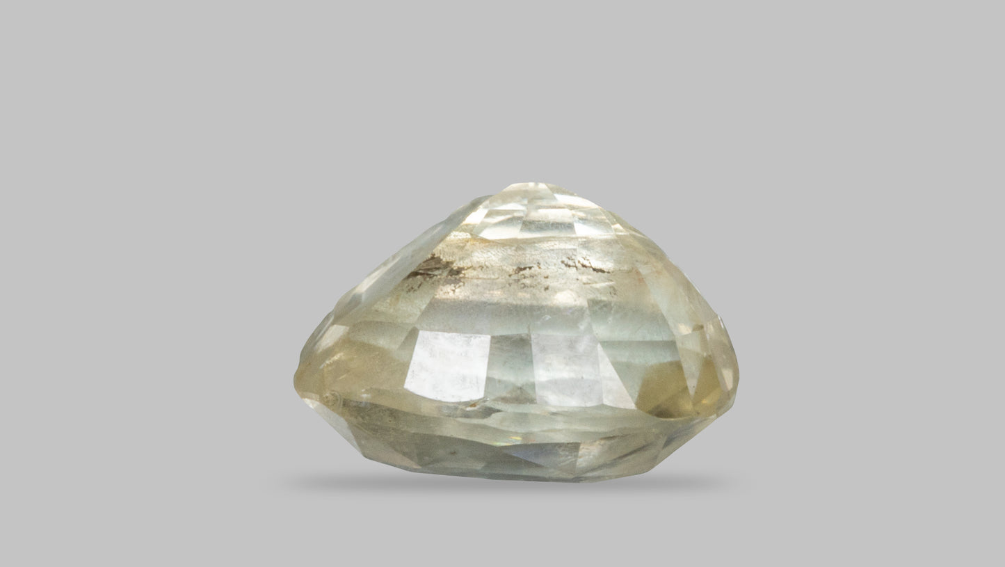 Natural Yellow Sapphire (Pukhraj) 2.74 Carats