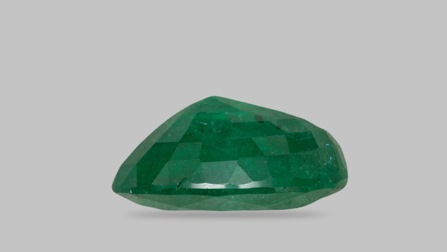 Natural Zambian Emerald (Panna) 4.64 Carats
