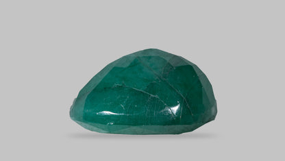 Minor Oil Natural Zambian Emerald (Panna) 5.98 Carats