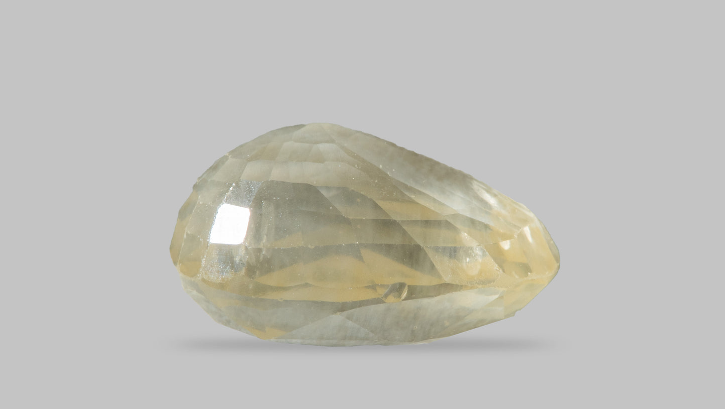 Natural Yellow Sapphire (Pukhraj) 5.83 Carats