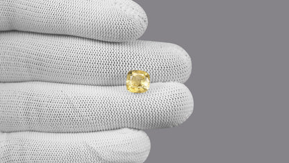 Natural Yellow Sapphire (Pukhraj) 4.56 Carats