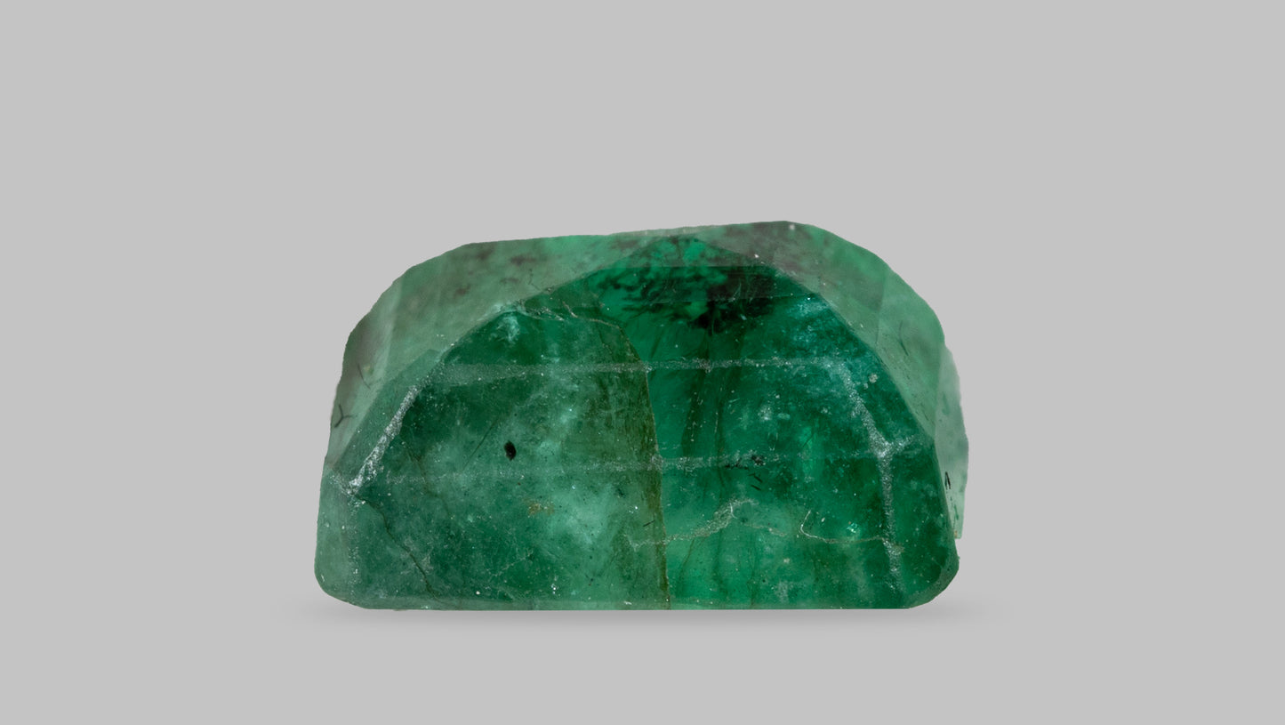 Minor Oil Natural Zambian Emerald (Panna) 2.30 Carats