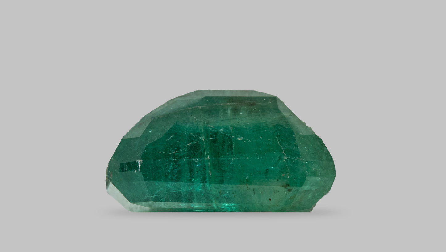 Minor Oil Natural Zambian Emerald (Panna) 5.55 Carats