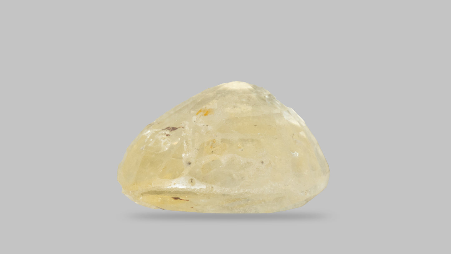 NATURAL YELLOW SAPPHIRE (PUKHRAJ) 3.48 CARATS