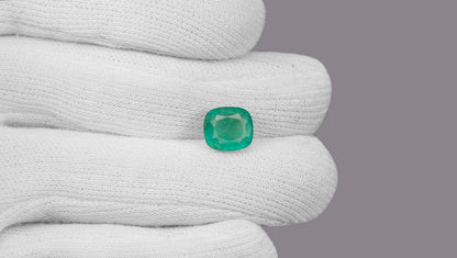 Natural Zambian Emerald (Panna) 3.92 Carats