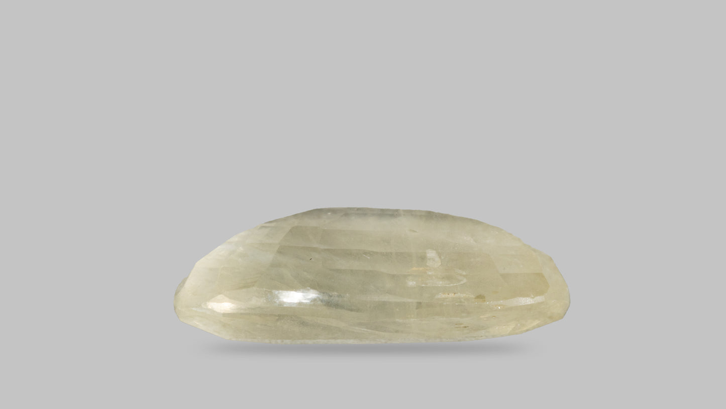 Natural Yellow Sapphire (Pukhraj) 6.83 Carats