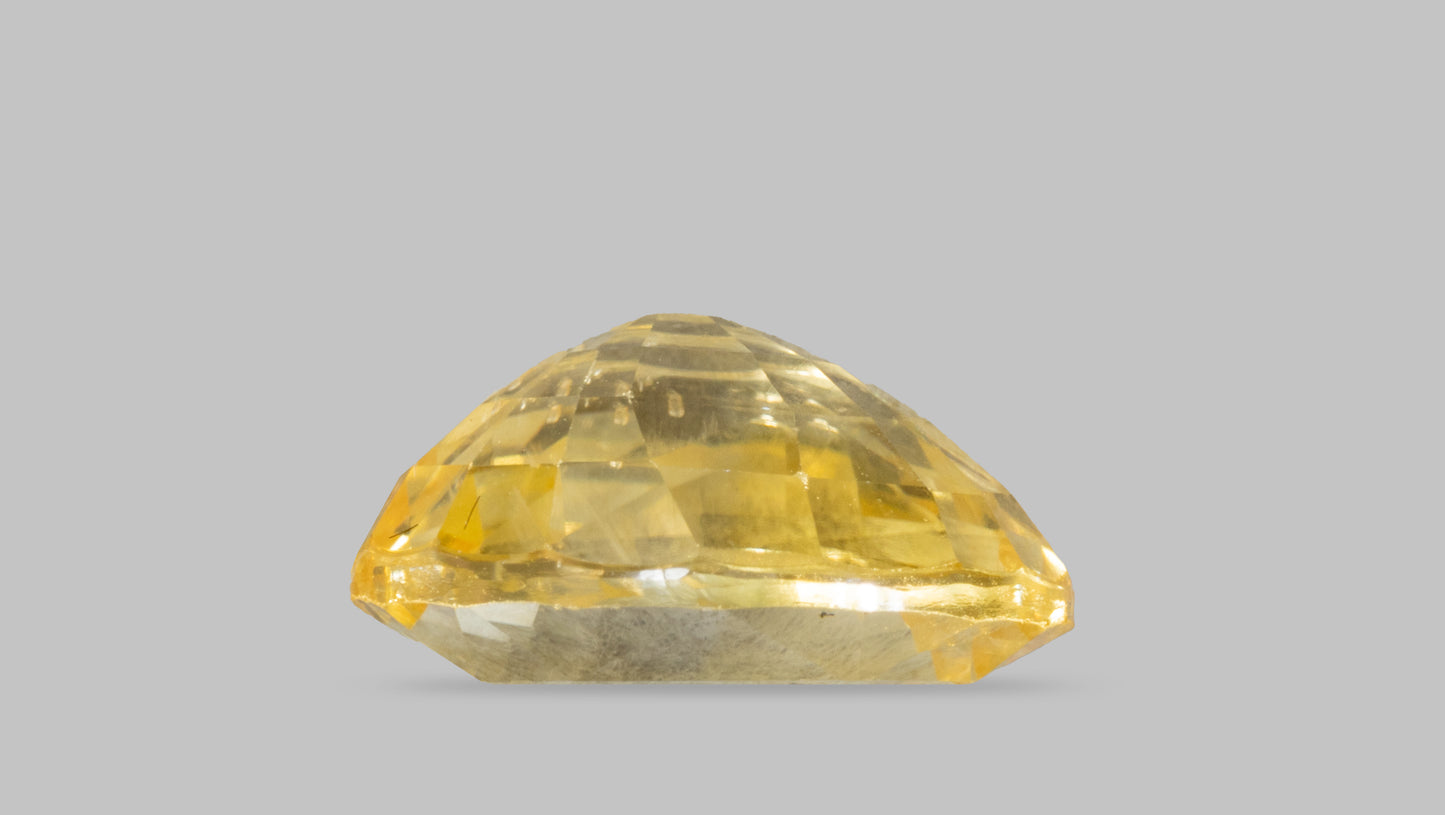 Natural Yellow Sapphire (Pukhraj) 3.88 Carats