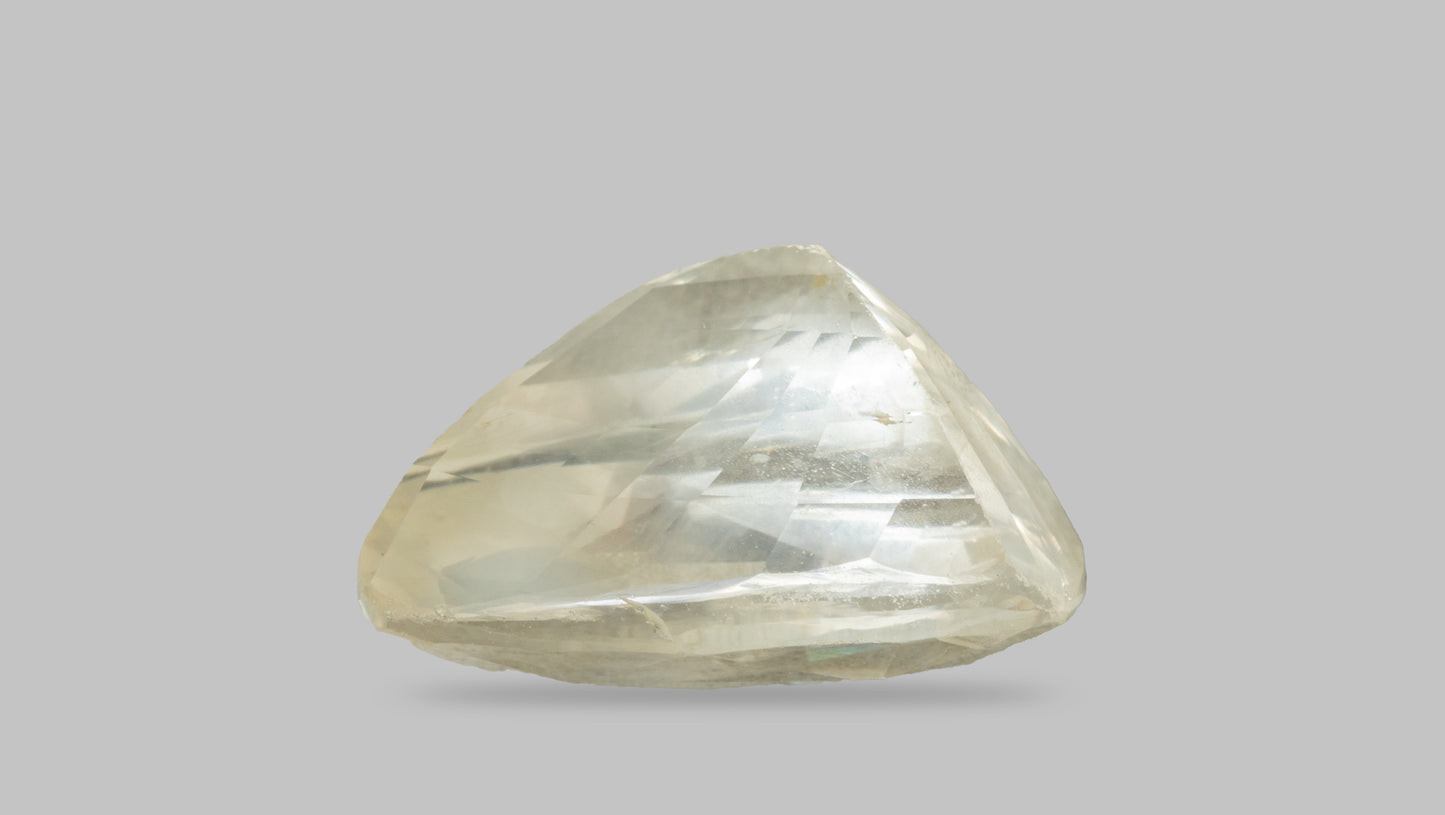 Natural Yellow Sapphire (Pukhraj) 6.46 Carats