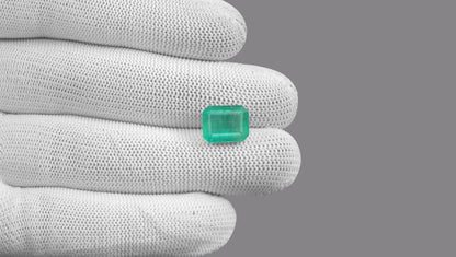 Natural Zambian Emerald (Panna) 5.76 Carats