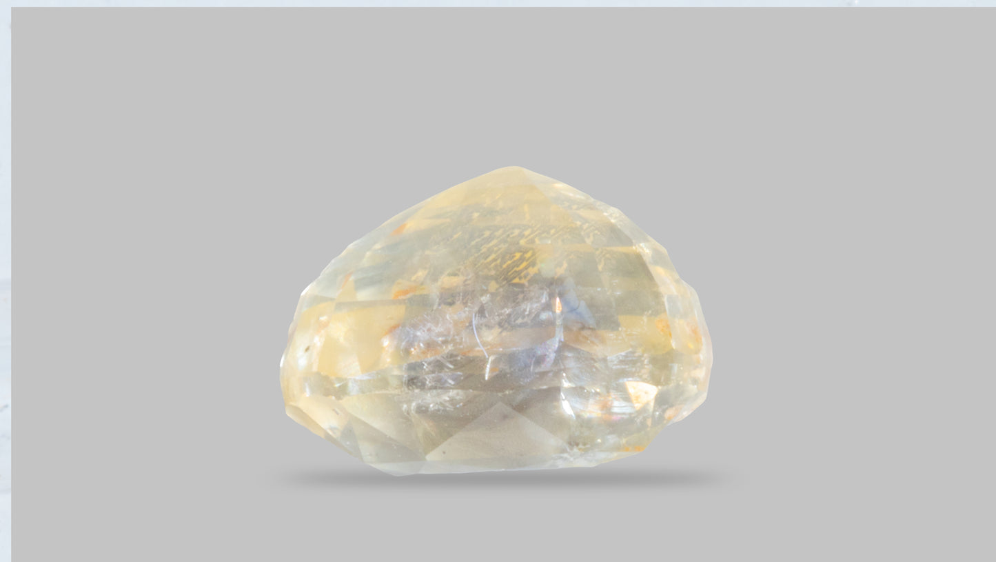 Natural Yellow Sapphire (Pukhraj) 3.38 Carats
