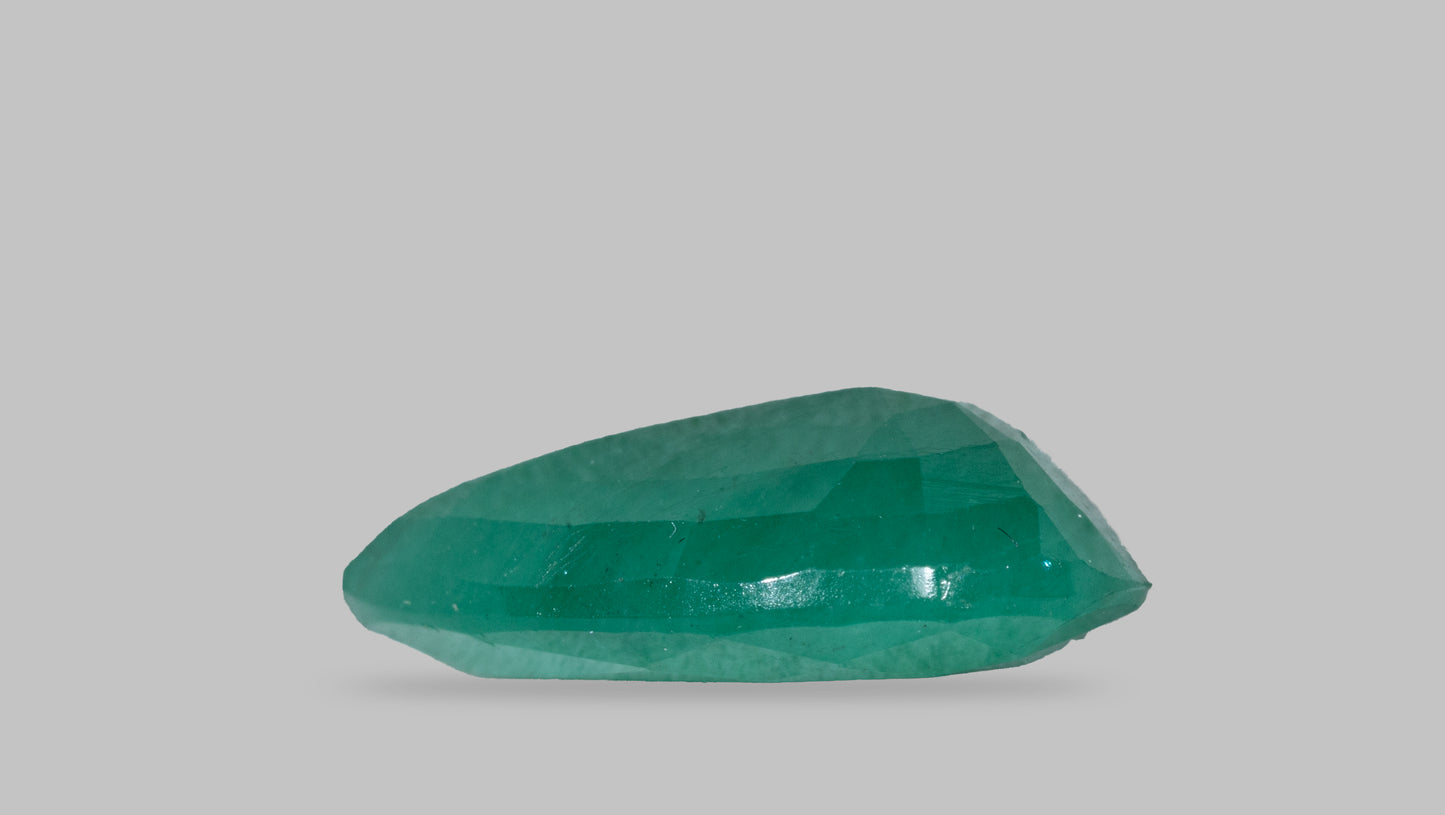 Minor Oil Natural Zambian Emerald (Panna) 3.52 Carats