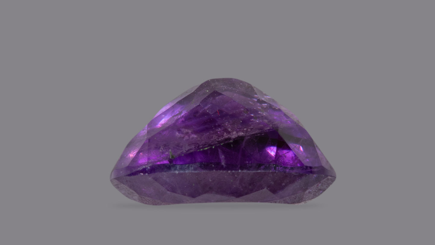 NATURAL AMETHYST 6.94 CARATS.